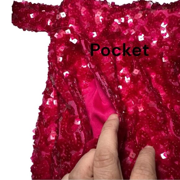 Eloquii size 24 plus size shorts belted vibrant red sequins. - Picture 5 of 10